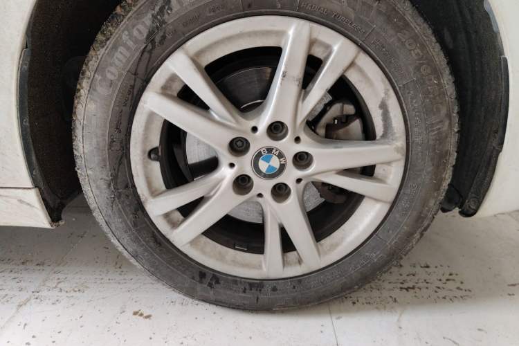 Used BMW 2 Series Active Tourer 2016 218i Leading Model Right Front Wheel Hub