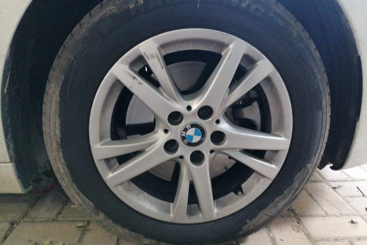 Used BMW 2 Series Active Tourer 2016 218i Leading Model Right Front Wheel Hub