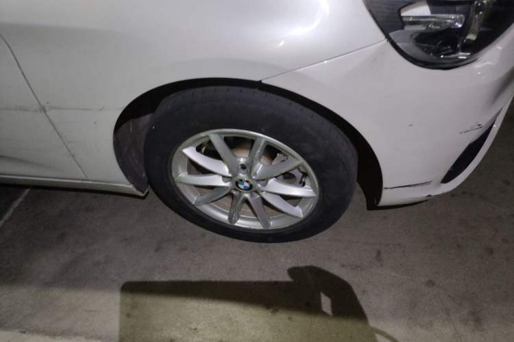 Used BMW 2 Series Active Tourer 2016 218i Fashion Model Right Front Wheel Hub