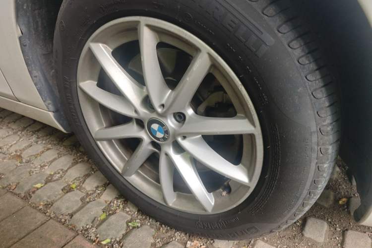 Used BMW 2 Series Active Tourer 2016 218i Fashion Model Right Front Wheel Hub