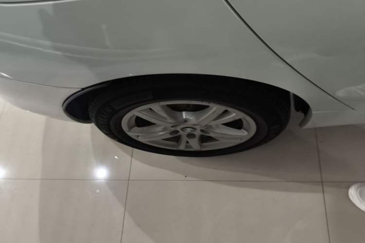 Used BMW 2 Series Active Tourer 2016 218i Leading Model Right Rear Wheel Hub
