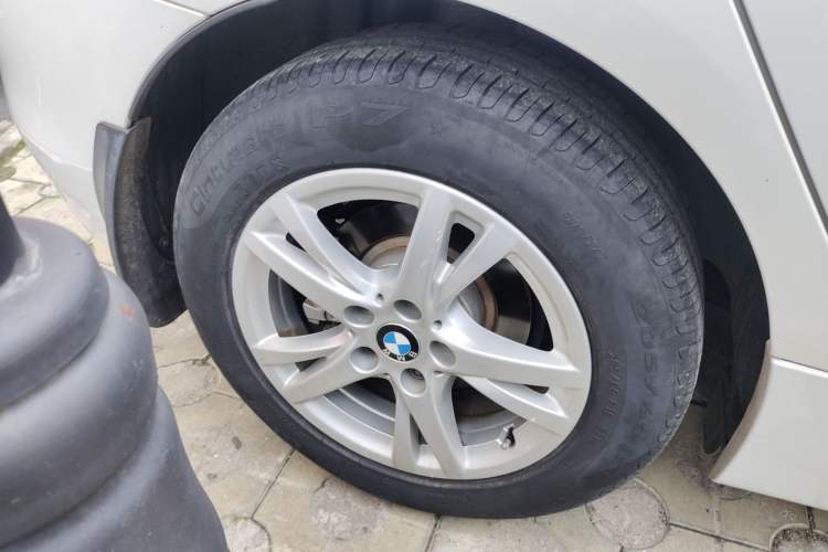 Used BMW 2 Series Active Tourer 2016 218i Leading Model Right Rear Wheel Hub