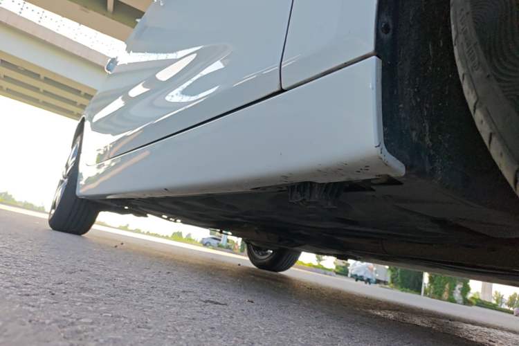 Used BMW 2 Series Active Tourer 2016 218i Sports Design Package Right Side Sill