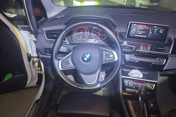Used BMW 2 Series Active Tourer 2016 218i Sports Design Package Steering Wheel