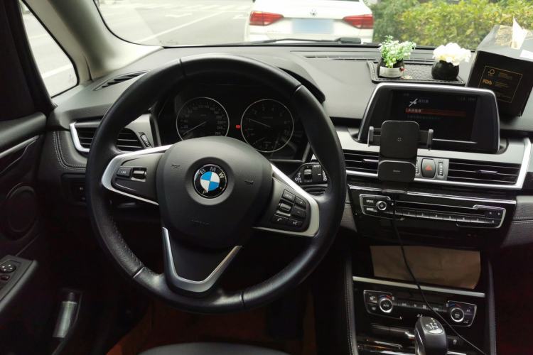 Used BMW 2 Series Active Tourer 2016 218i Sports Design Package Steering Wheel