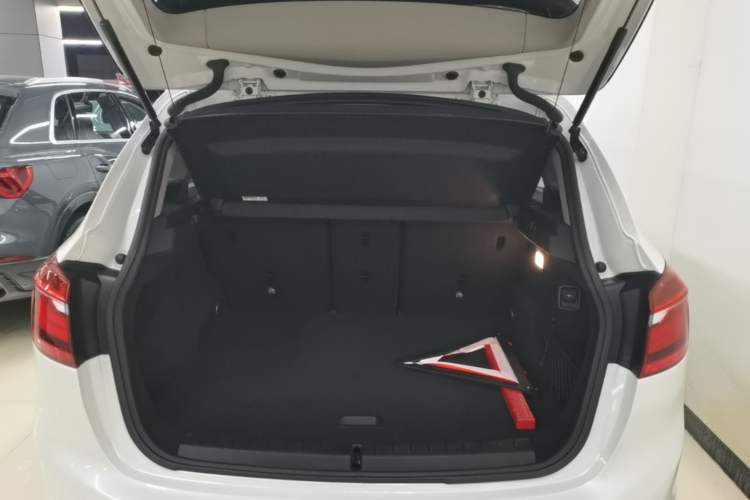 Used BMW 2 Series Active Tourer 2016 220i Luxury Edition Trunk