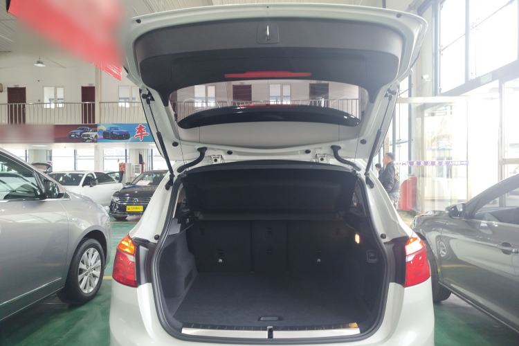 Used BMW 2 Series Active Tourer 2016 218i Fashion Model Trunk