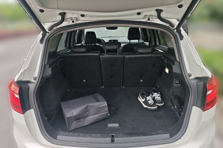 Used BMW 2 Series Active Tourer 2016 220i Luxury Design Package Trunk