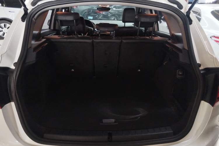 Used BMW 2 Series Active Tourer 2016 218i Sports Design Package Trunk