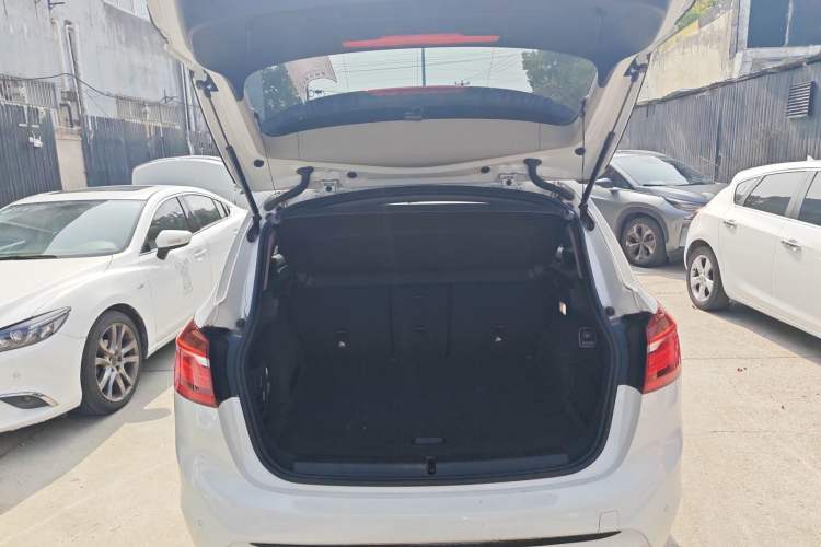 Used BMW 2 Series Active Tourer 2016 218i Sports Design Package Trunk