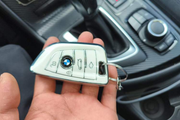 Used BMW 2 Series Active Tourer 2016 218i Fashion Model Vehicle Key