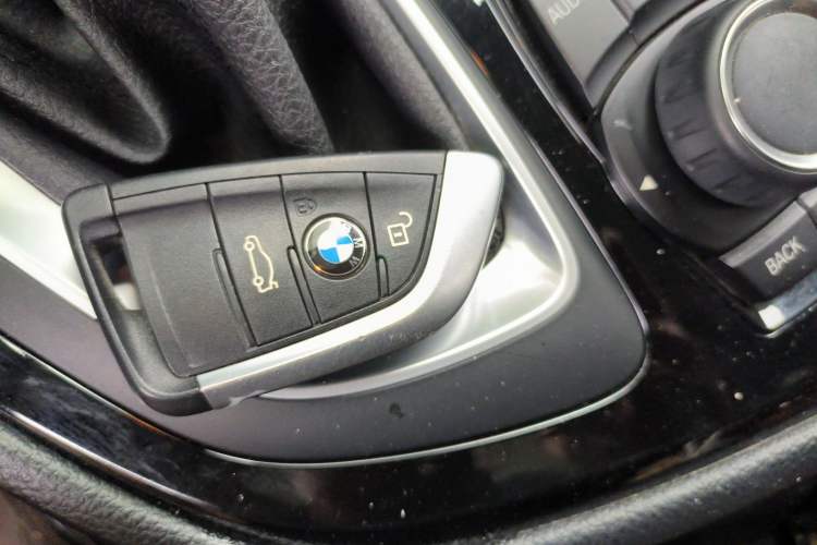 Used BMW 2 Series Active Tourer 2016 218i Fashion Model Vehicle Key