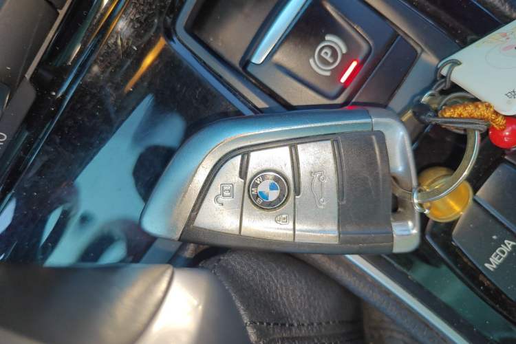 Used BMW 2 Series Active Tourer 2016 218i Fashion Model Vehicle Key