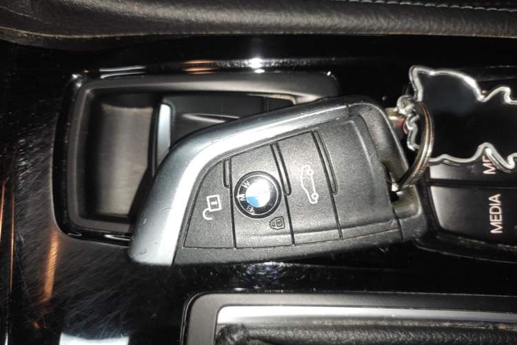 Used BMW 2 Series Active Tourer 2016 218i Sports Design Package Vehicle Key