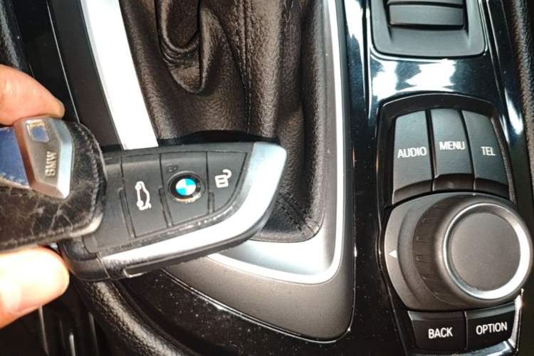 Used BMW 2 Series Active Tourer 2016 218i Fashion Model Vehicle Key