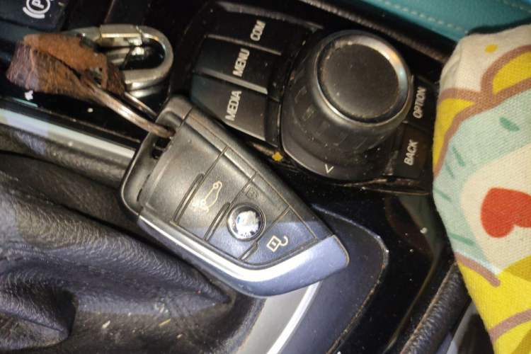 Used BMW 2 Series Active Tourer 2016 218i Fashion Model Vehicle Key