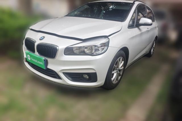 Ojetý BMW 2 Series Active Tourer 2016 218i Fashion Model