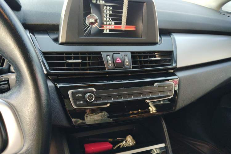 Used BMW 2 Series Active Tourer 2016 218i Fashion Model Audio And AC Panel