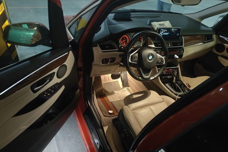 Used BMW 2 Series Active Tourer 2016 220i Luxury Design Package Driver Seat