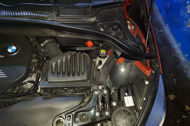 Used BMW 2 Series Active Tourer 2016 218i Fashion Model Engine Bay Left