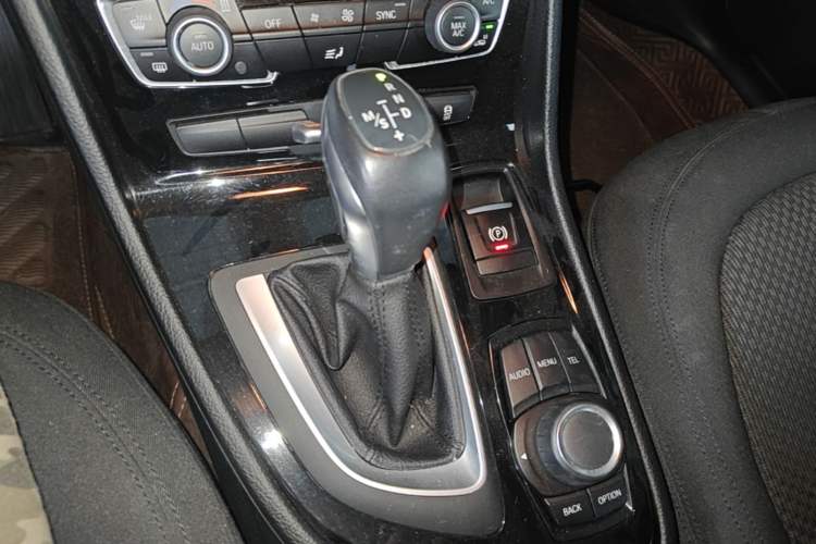 Used BMW 2 Series Active Tourer 2016 218i Leading Model Gear Lever