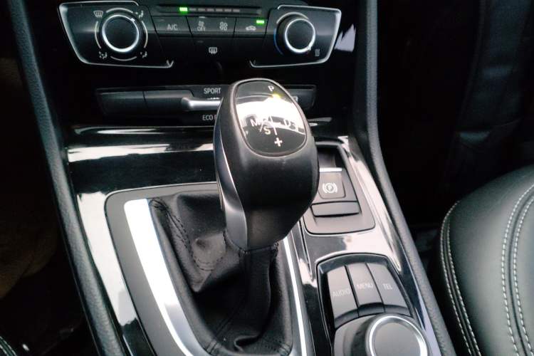 Used BMW 2 Series Active Tourer 2016 218i Fashion Model Gear Lever