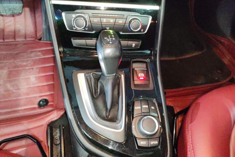 Used BMW 2 Series Active Tourer 2016 218i Fashion Model Gear Lever