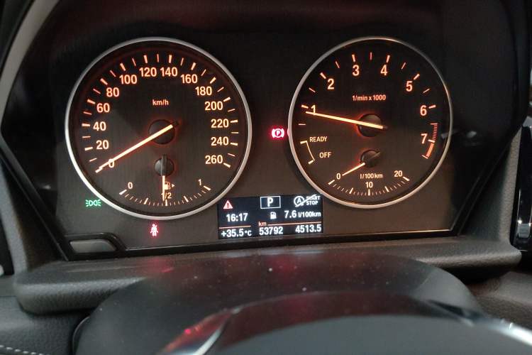 Used BMW 2 Series Active Tourer 2016 218i Sports Design Package Instrument Cluster