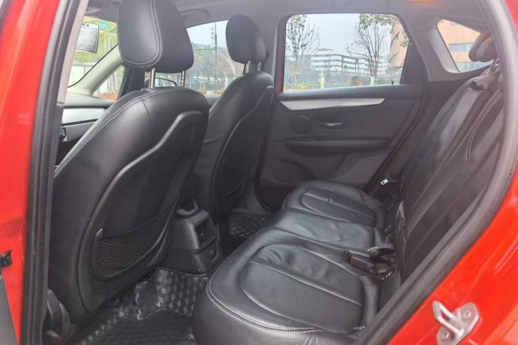 Used BMW 2 Series Active Tourer 2016 218i Fashion Model Interior 3