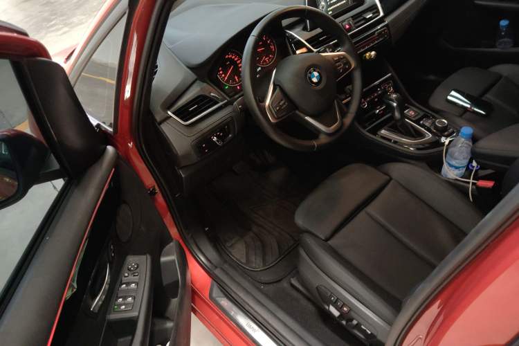 Used BMW 2 Series Active Tourer 2016 218i Sports Design Package Interior 3