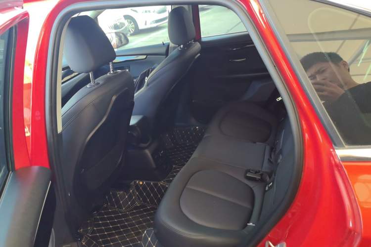 Used BMW 2 Series Active Tourer 2016 218i Sports Design Package Interior 4