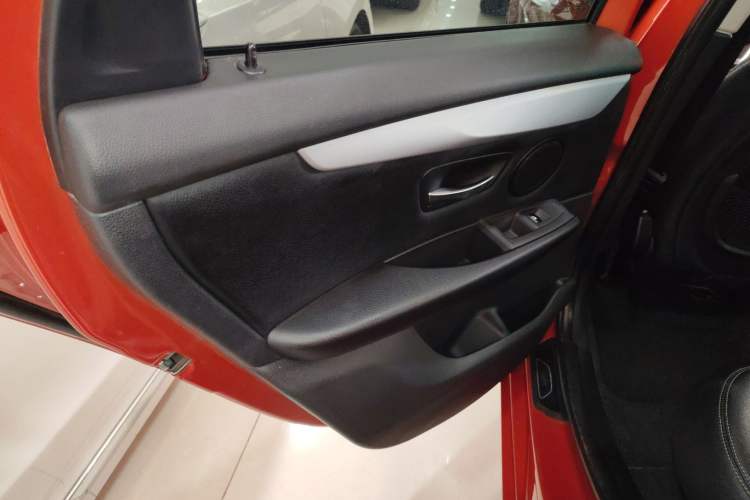 Used BMW 2 Series Active Tourer 2016 218i Fashion Model Interior 8
