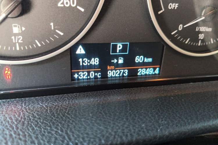 Used BMW 2 Series Active Tourer 2016 218i Sports Design Package Odometer Close Up