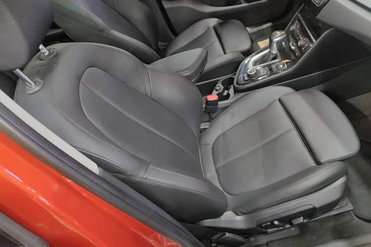 Used BMW 2 Series Active Tourer 2016 220i Luxury Edition Right Front Seat