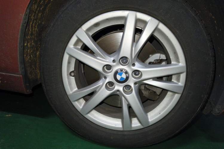 Used BMW 2 Series Active Tourer 2016 218i Leading Model Right Front Wheel Hub