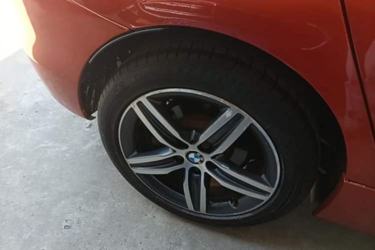 Used BMW 2 Series Active Tourer 2016 218i Sports Design Package Right Rear Wheel Hub