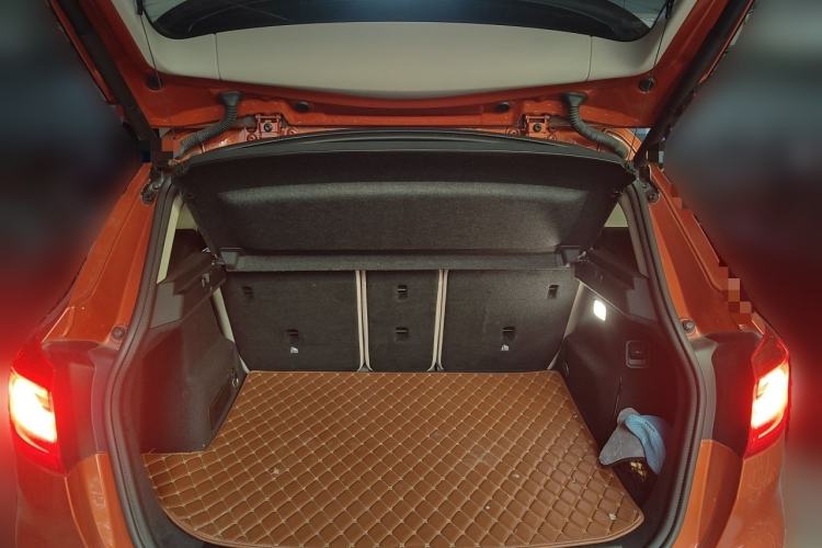 Used BMW 2 Series Active Tourer 2016 220i Luxury Design Package Trunk