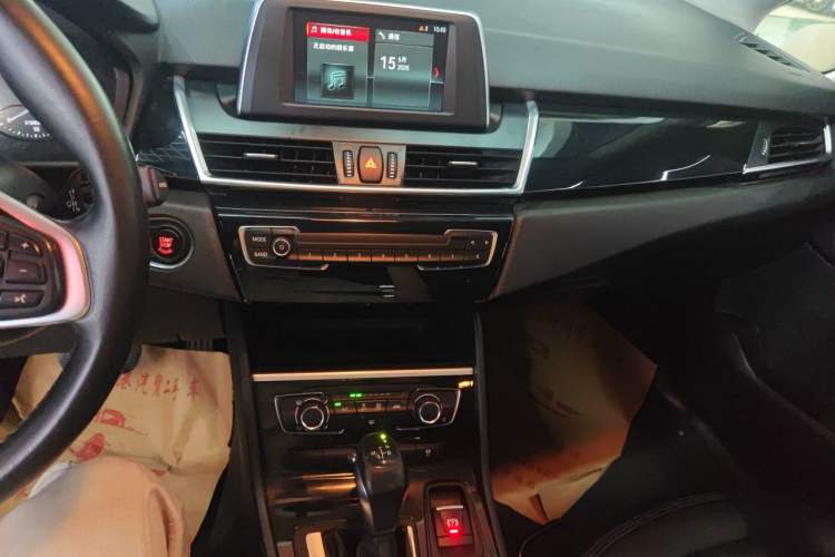 Used BMW 2 Series Active Tourer 2018 218i Fashion Model Audio And AC Panel