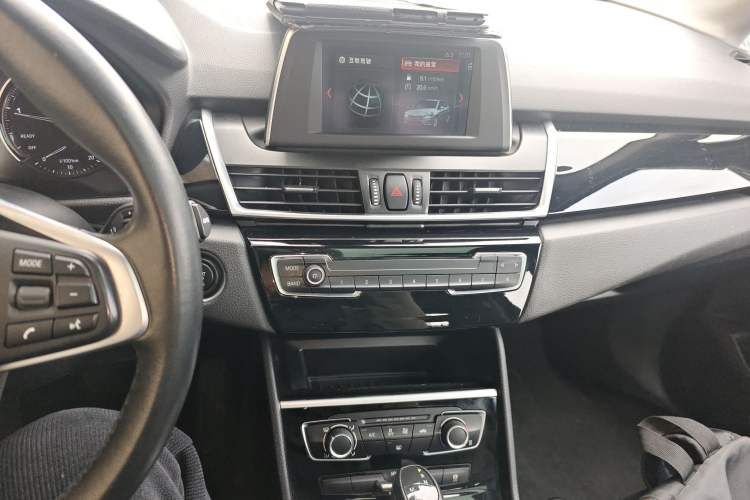 Used BMW 2 Series Active Tourer 2018 218i Fashion Model Audio And AC Panel