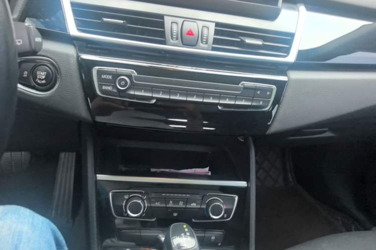 Used BMW 2 Series Active Tourer 2018 218i Fashion Model Audio And AC Panel