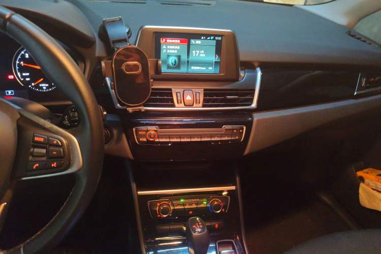 Used BMW 2 Series Active Tourer 2018 218i Fashion Model Audio And AC Panel
