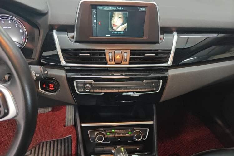 Used BMW 2 Series Active Tourer 2018 218i Fashion Model Audio And AC Panel