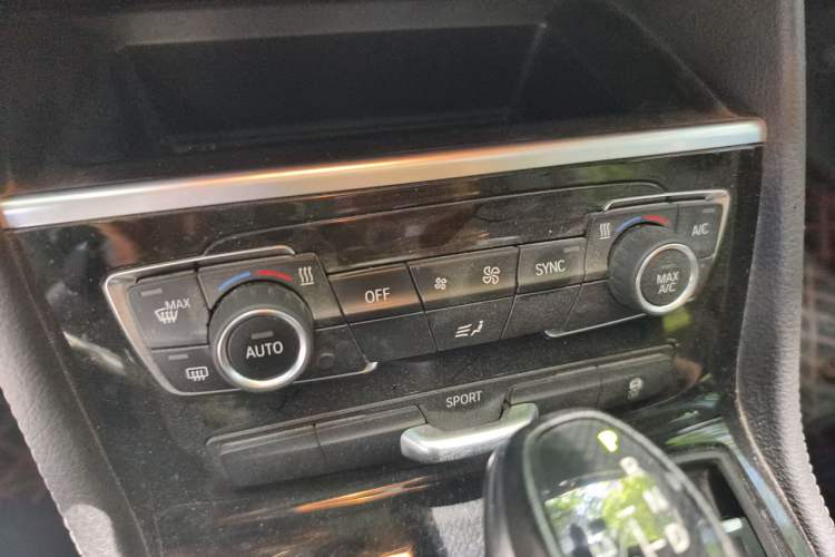 Used BMW 2 Series Active Tourer 2018 218i Premium Sports Package Audio And AC Panel
