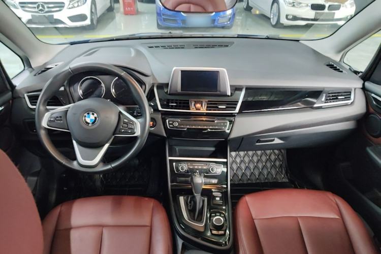 Used BMW 2 Series Active Tourer 2018 218i Fashion Model Center Console
