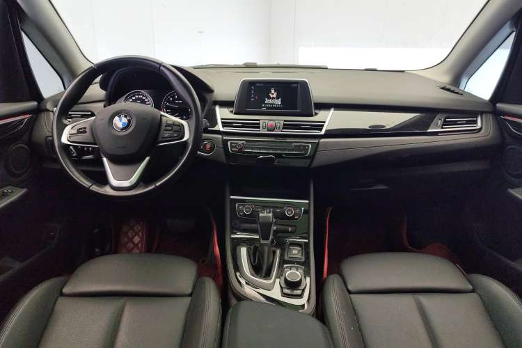 Used BMW 2 Series Active Tourer 2018 218i Premium Sports Package Center Console