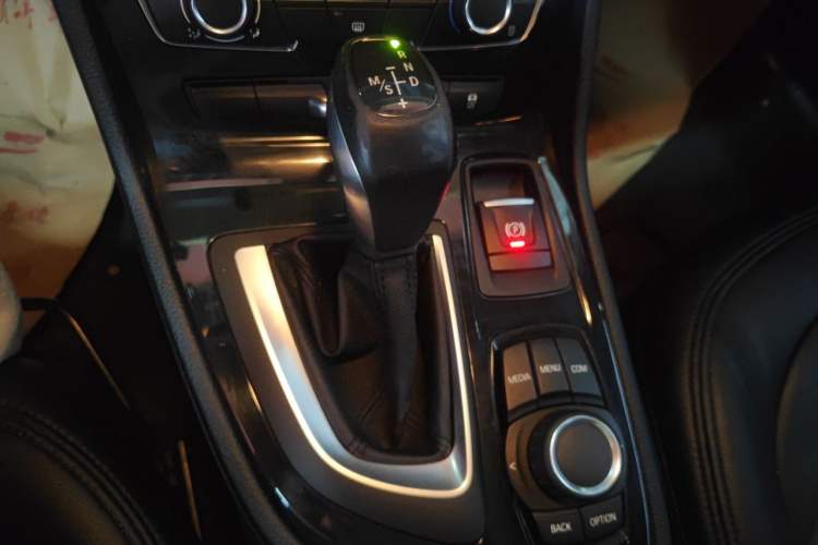 Used BMW 2 Series Active Tourer 2018 218i Fashion Model Gear Lever