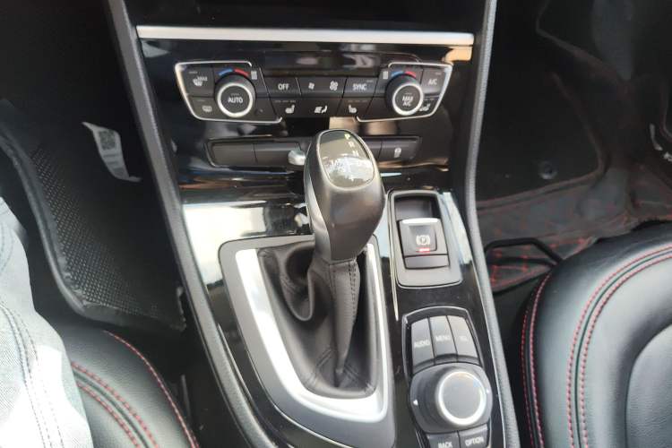 Used BMW 2 Series Active Tourer 2018 218i Leading Model Gear Lever