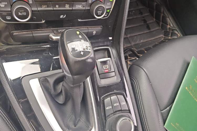 Used BMW 2 Series Active Tourer 2018 218i Leading Model Gear Lever