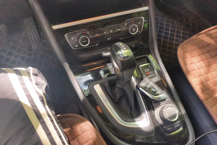 Used BMW 2 Series Active Tourer 2018 218i Premium Sports Package Gear Lever