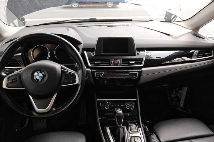 Used BMW 2 Series Active Tourer 2018 218i Premium Sports Package Interior 2